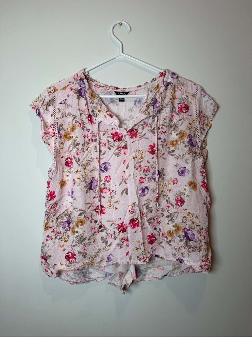 Buffalo David Bitton Pink Floral V-Neck Short Sleeve Blouse Women’s XL